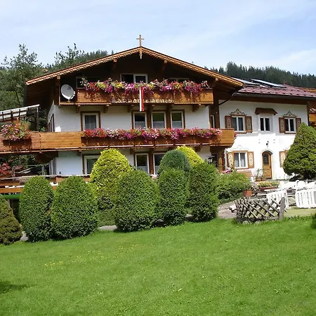 Daire Jochum Niederau